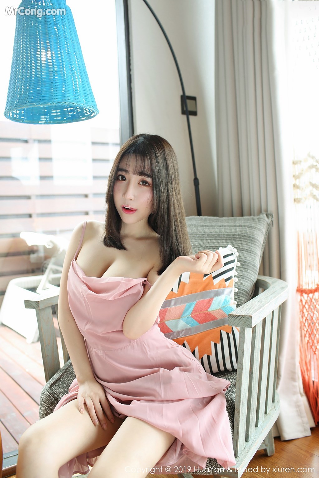 HuaYan Vol.062: 绯月樱-Cherry (52 images)