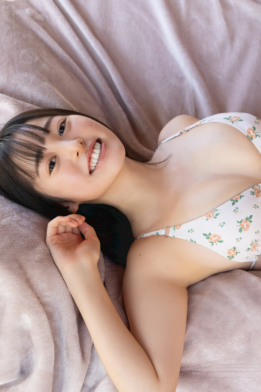 Miu Shirahama 白濱美兎, FRIDAYデジタル写真集 「ぎゅってして ｖｏｌ．２ ちょっとオトナな１００ページ豪華版」 Set.03