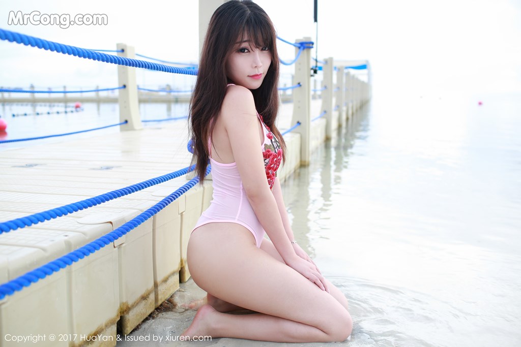 HuaYan Vol.044: Booty (芝芝) (62 images)