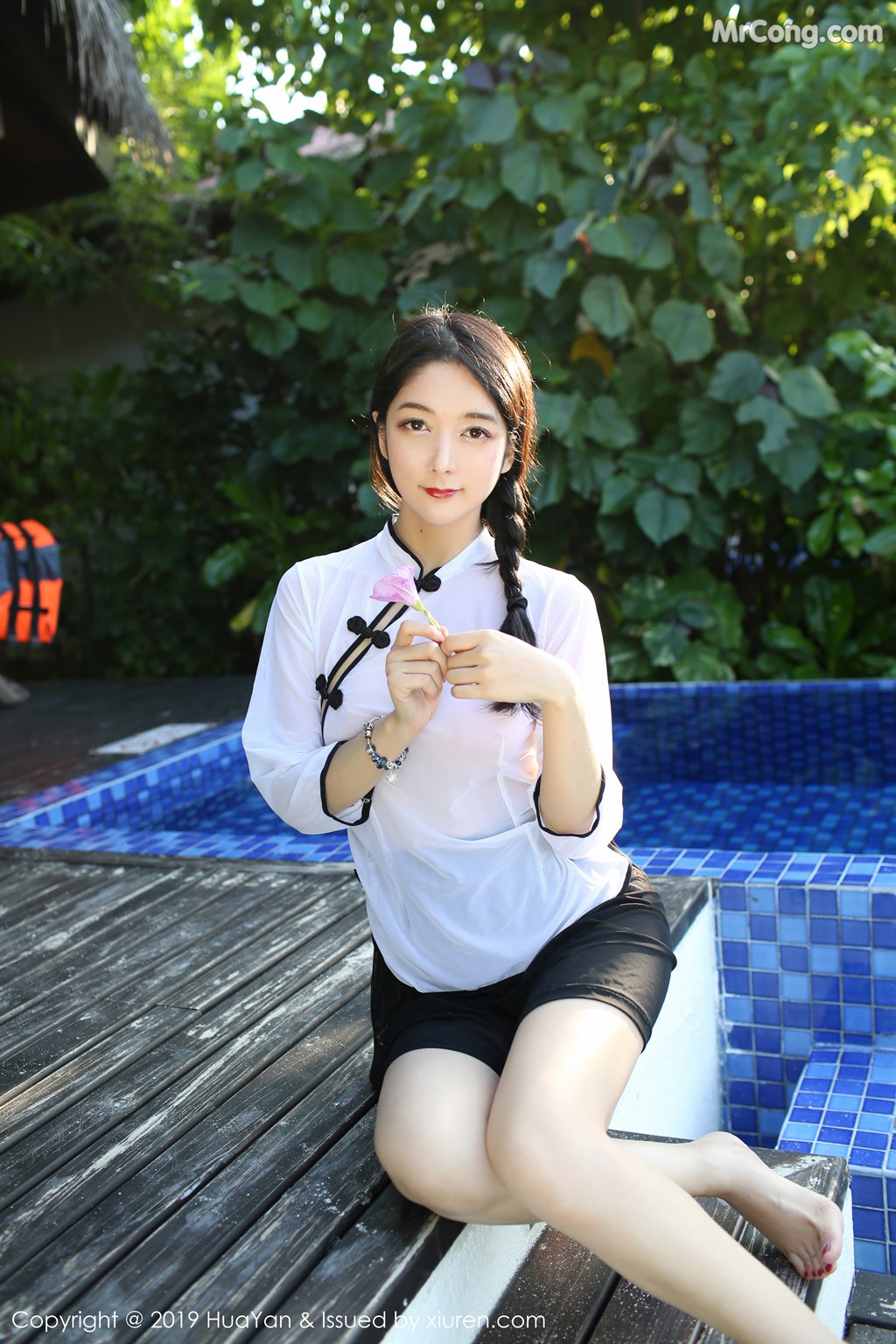 HuaYan Vol.065: Xiao Reba (Angela喜欢猫) (42 images)