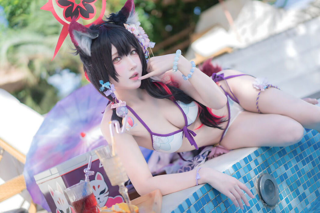 Coser@阿包也是兔娘 &#8211; 蔚蓝档案 狐坂若藻 水着 (33P)