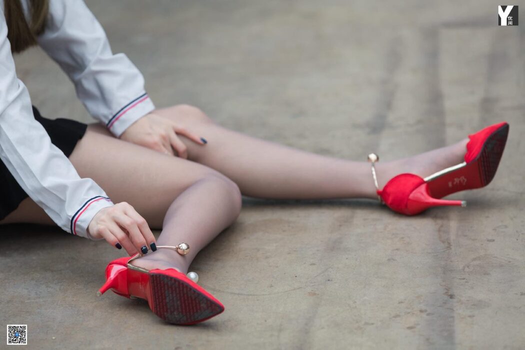 IESS异思趣向 No.735 Yu Xi