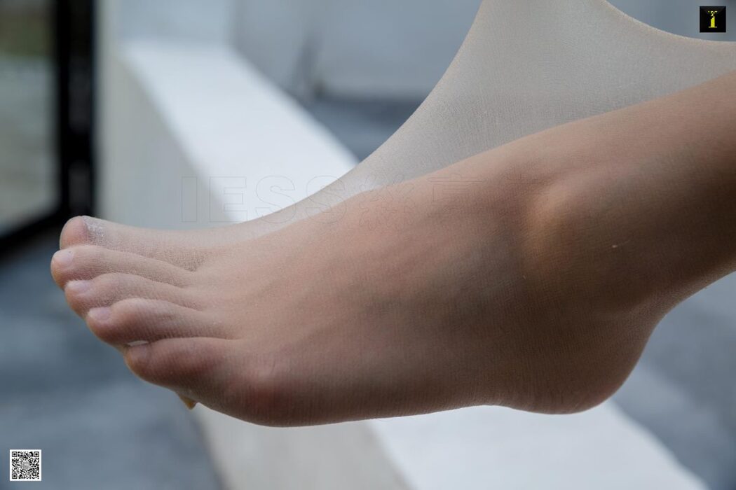 IESS异思趣向 No.710 Qiu Qiu