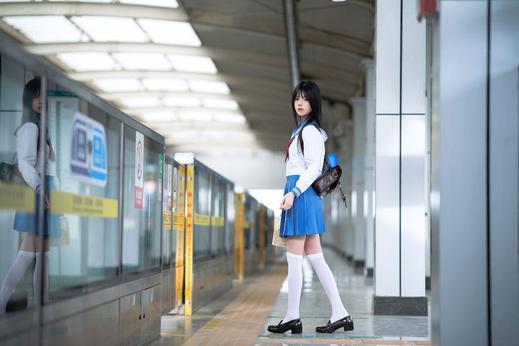 Coser@桜桃喵 – 地铁JK (34P)