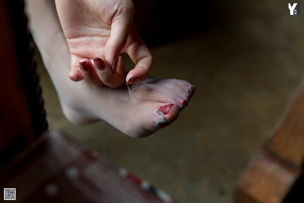 IESS异思趣向 No.752 Zi Wei