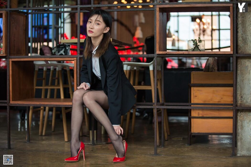 IESS异思趣向 No.750 Qiu Qiu