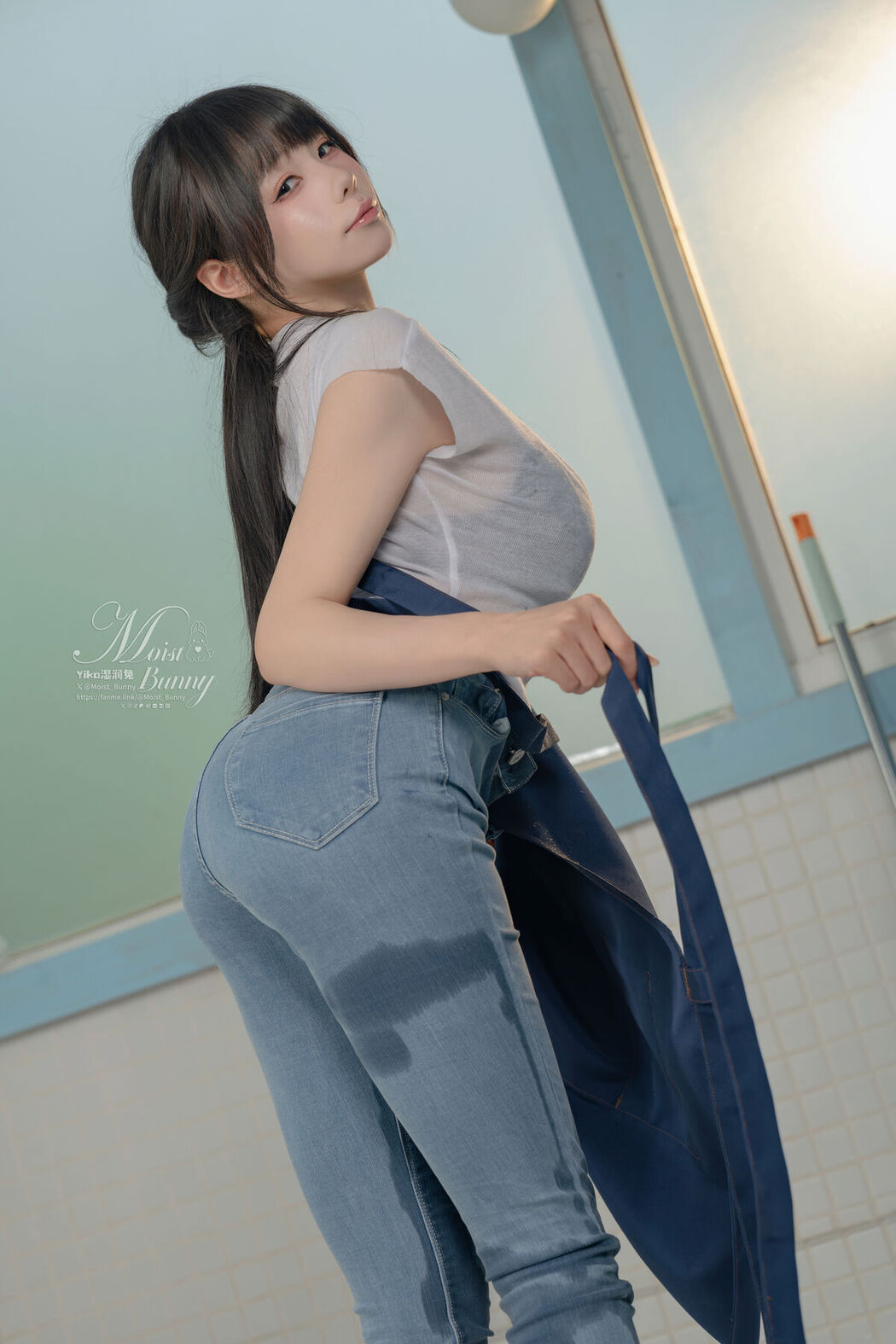 Coser@黏黏团子兔 &#8211; 09月作品『钱汤の女将』每夜 Part01 (55P &#8211; 2V)