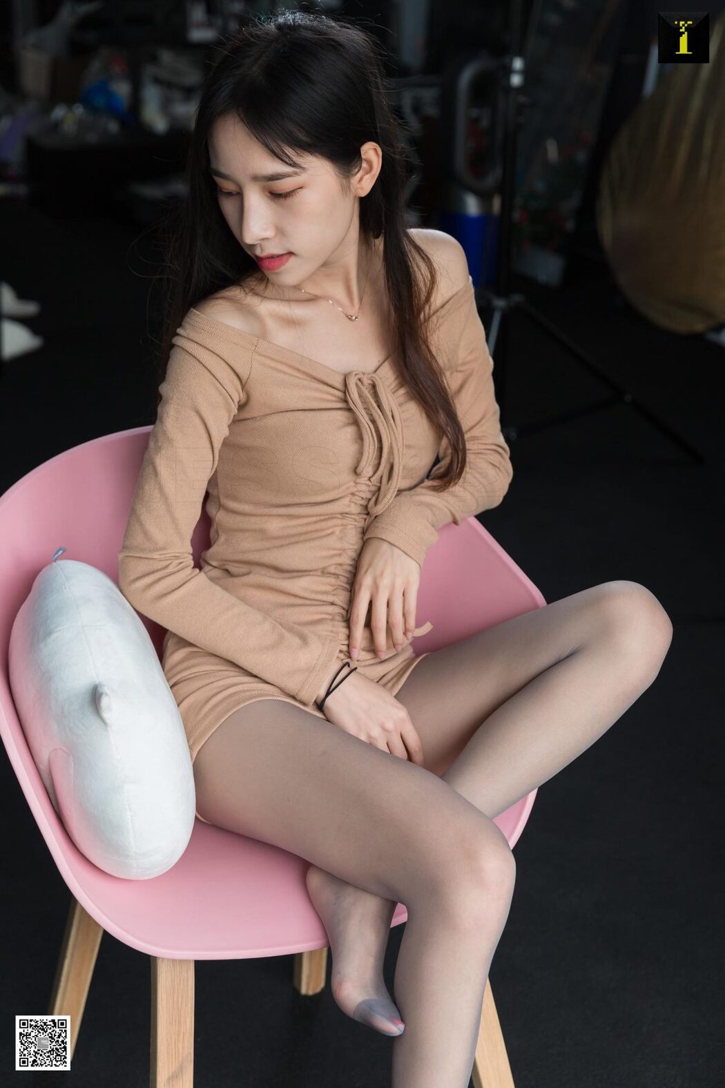 IESS异思趣向 No.713 Mei Ko