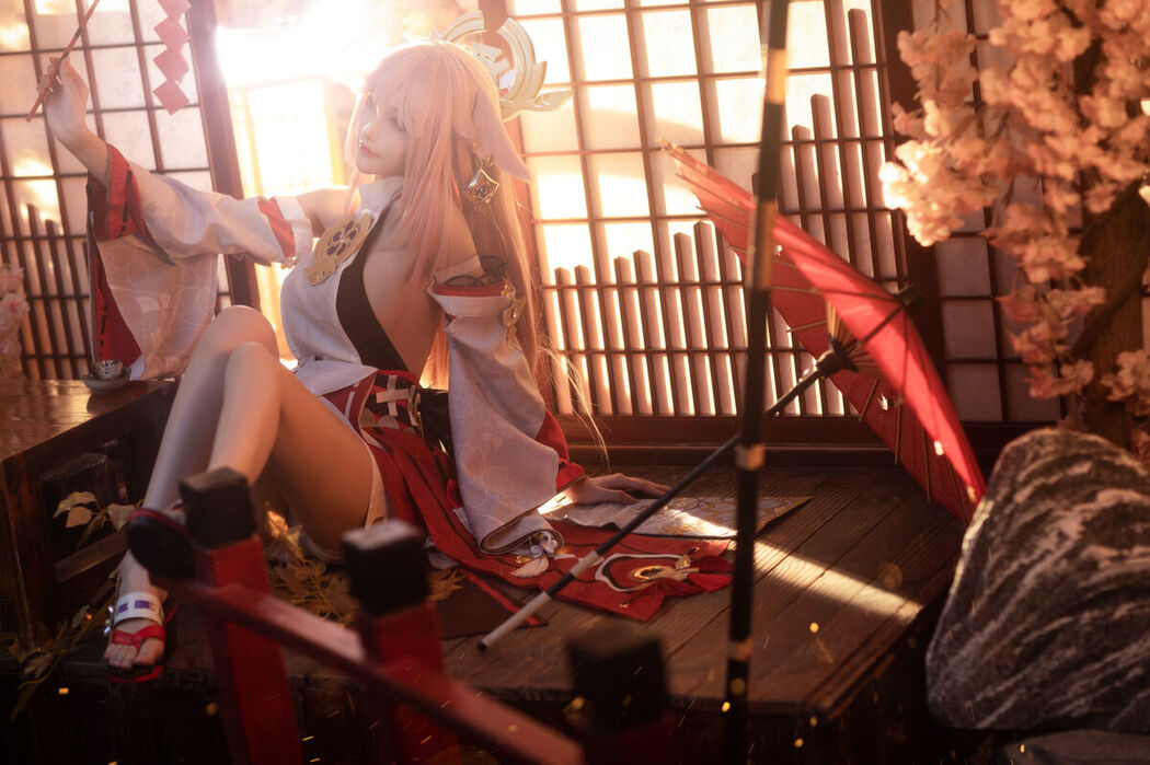 Coser@花兮_honoka &#8211; 原神 八重神子 (11P)