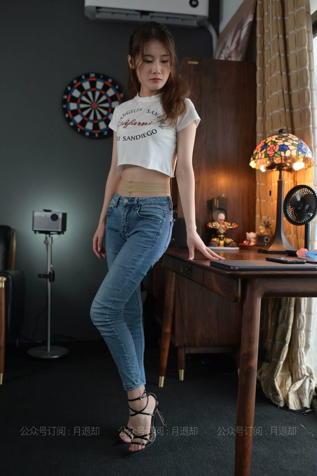 IESS异思趣向 No.777 Zi Wei