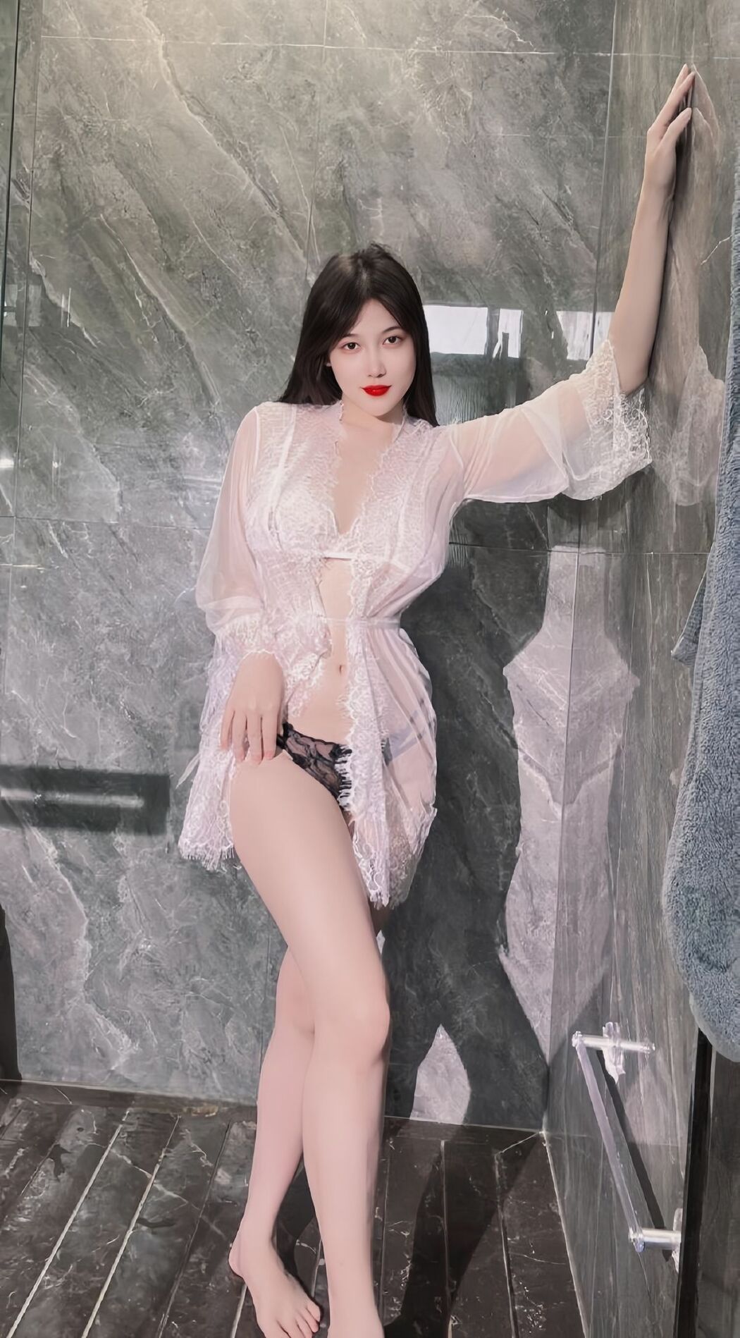 Ke Ke Xi YYY 可可西yyy &#8211; 近距离特写三角内内 (17P)