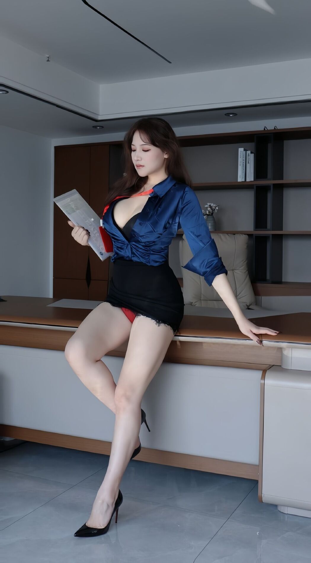 Ke Ke Xi YYY 可可西yyy &#8211; 女上司写真 (48P &#8211; 1V)