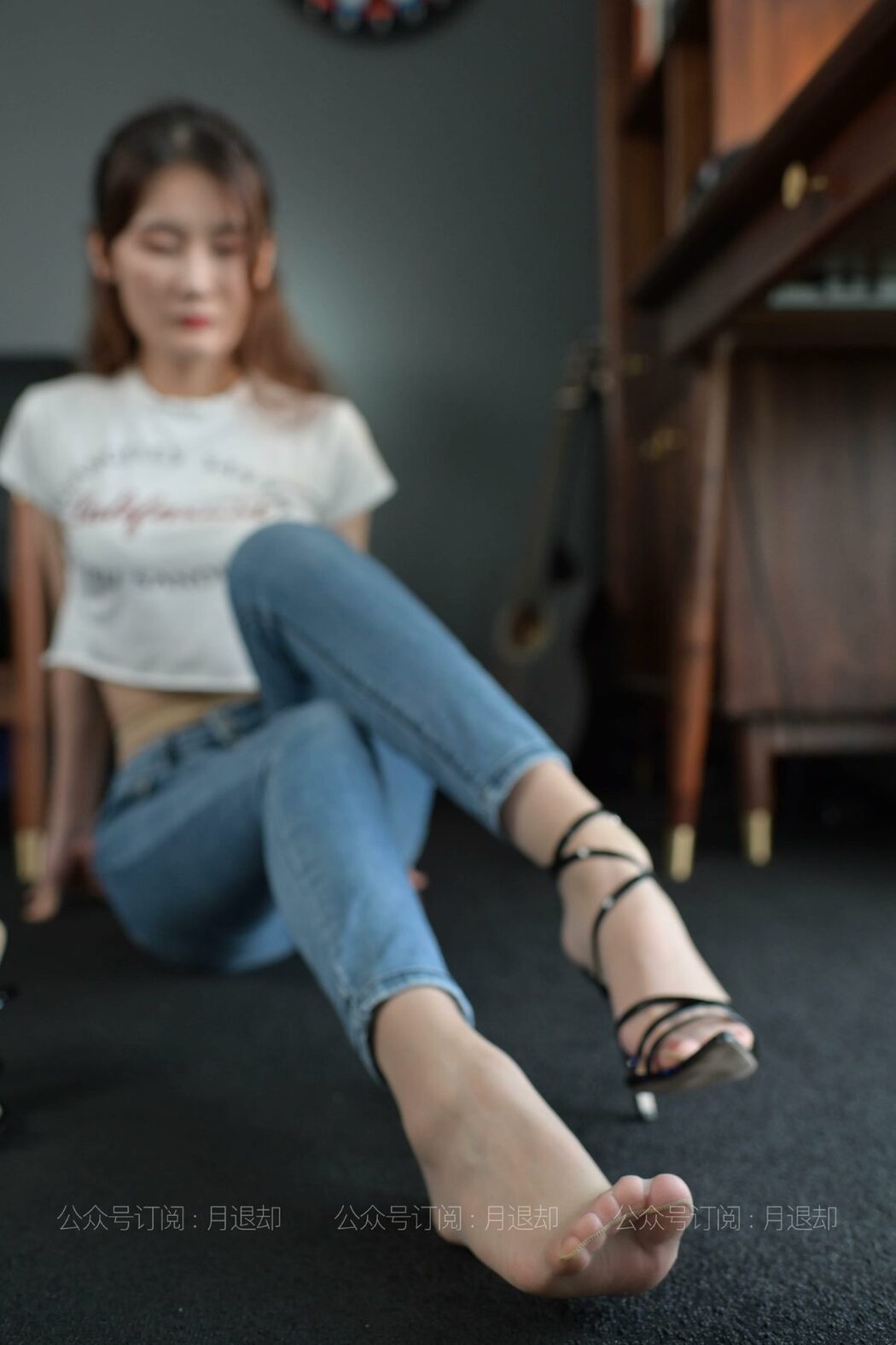 IESS异思趣向 No.777 Zi Wei