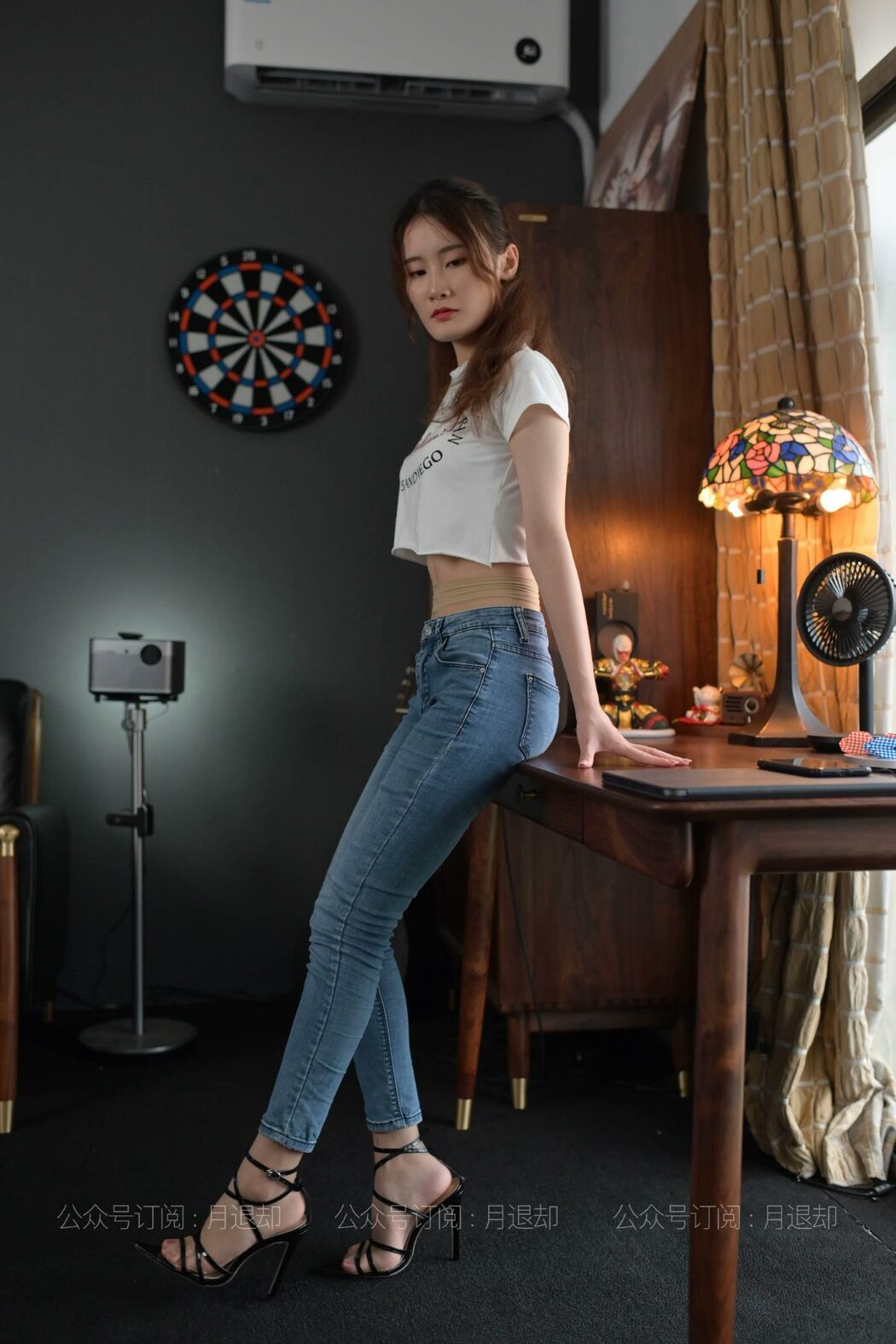 IESS异思趣向 No.777 Zi Wei