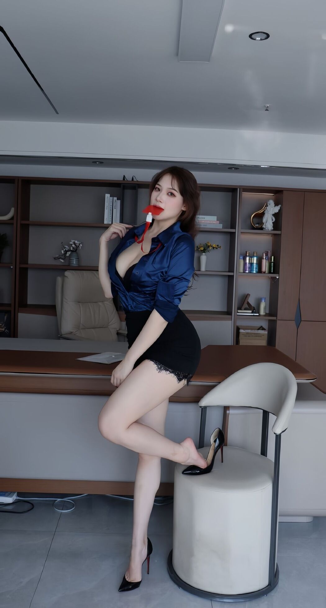 Ke Ke Xi YYY 可可西yyy &#8211; 女上司写真 (48P &#8211; 1V)