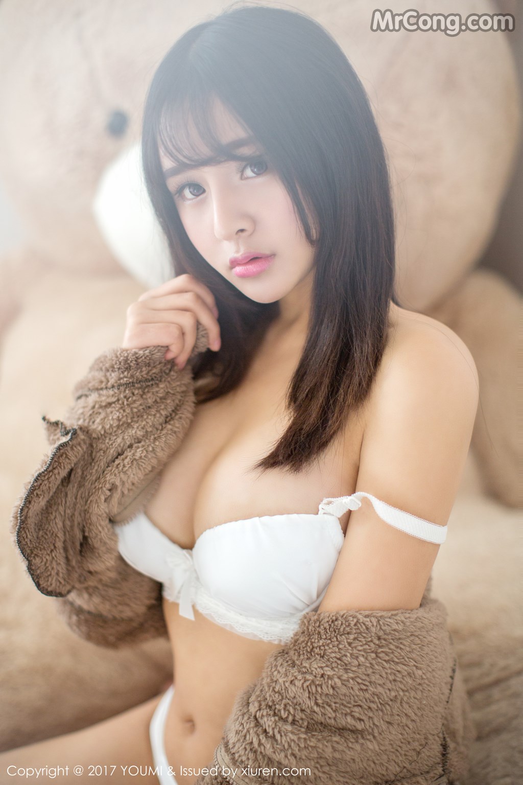 YouMi Vol.016: Sukiii (思淇) (53 images)