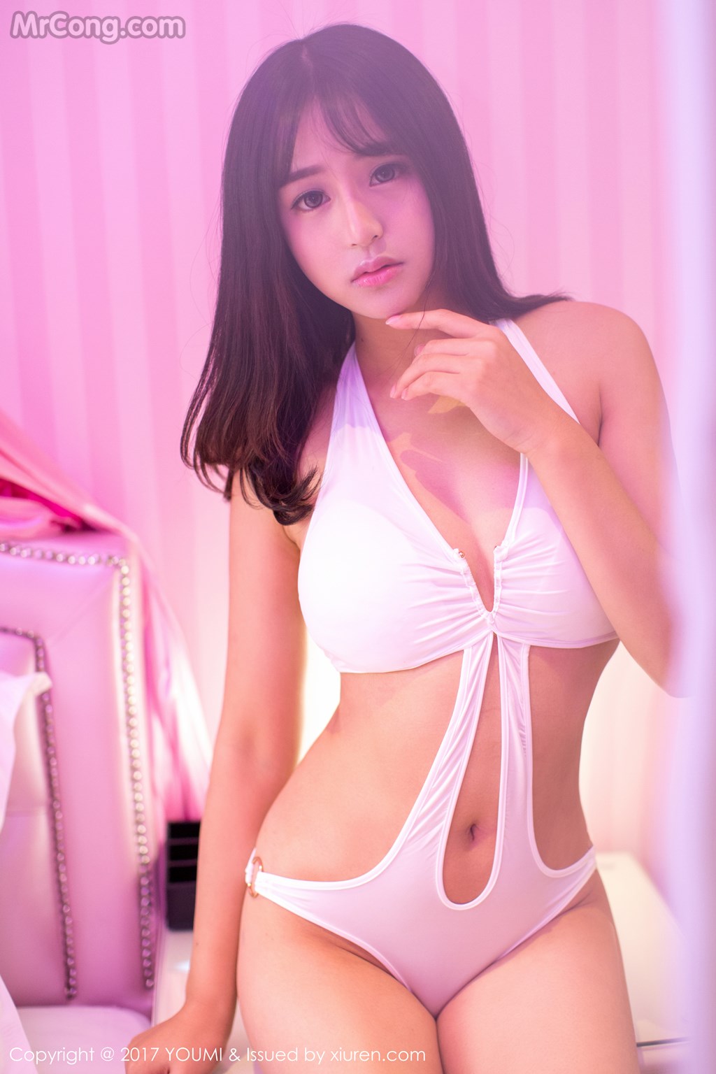 YouMi Vol.018: Sukiii (思淇) (47 images)