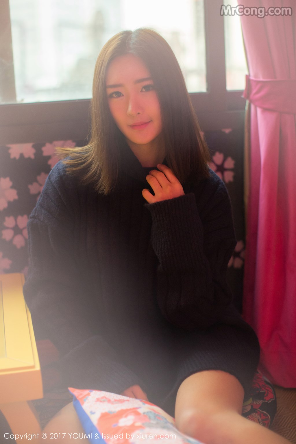 YouMi Vol.033: LIN (周琰琳) (51 images) Cover Photo