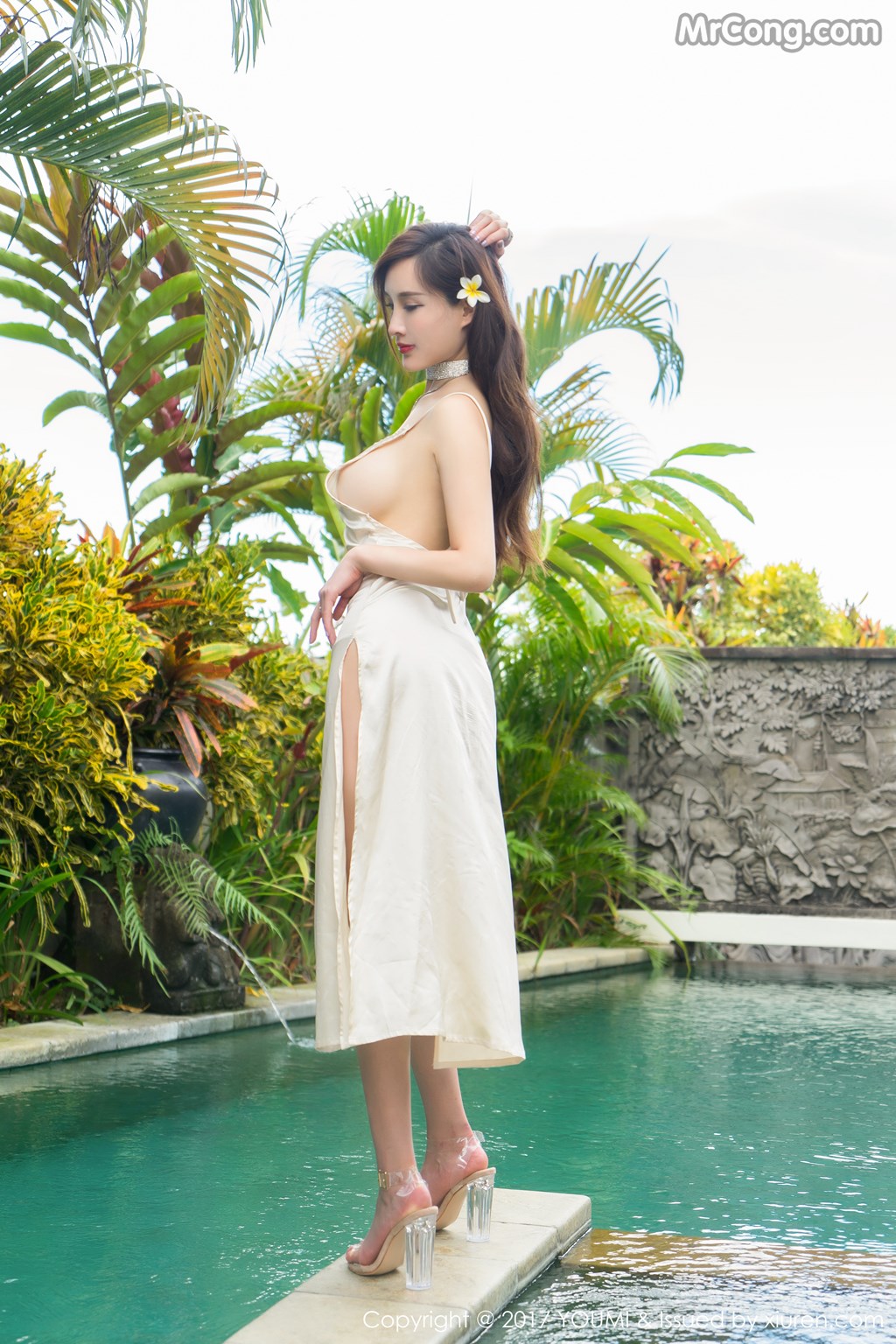 YouMi Vol.049: 土肥圆矮挫穷 (49 images) Cover Photo
