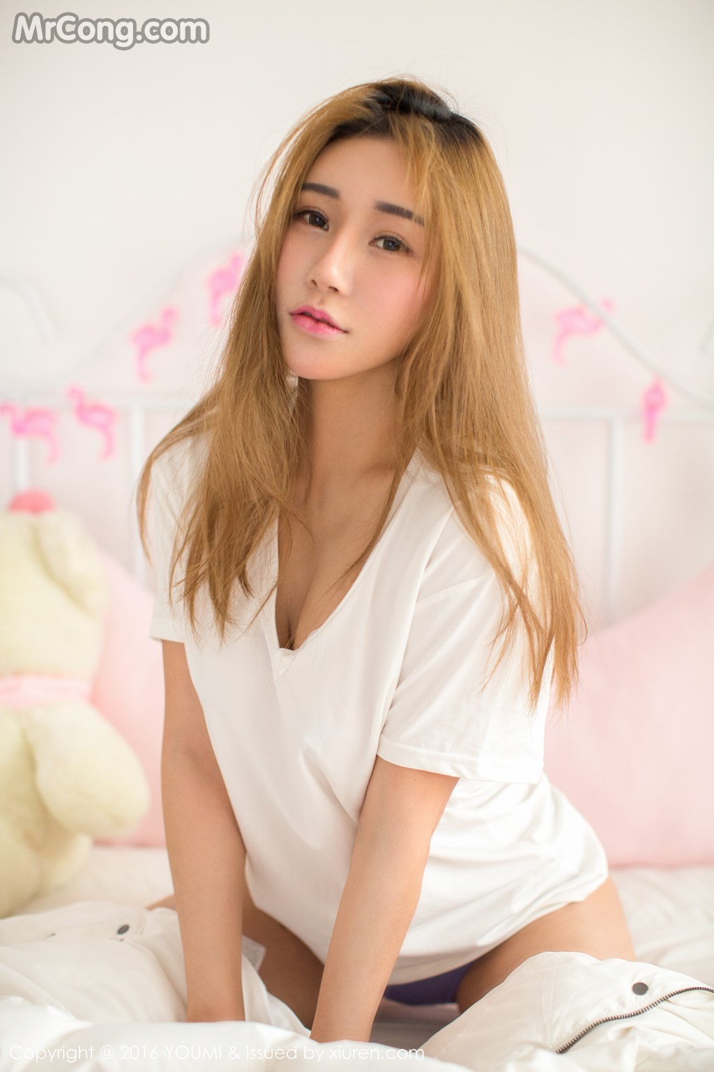 YouMi Vol.001: Song Zi Nuo (宋梓诺Bee) (50 images)