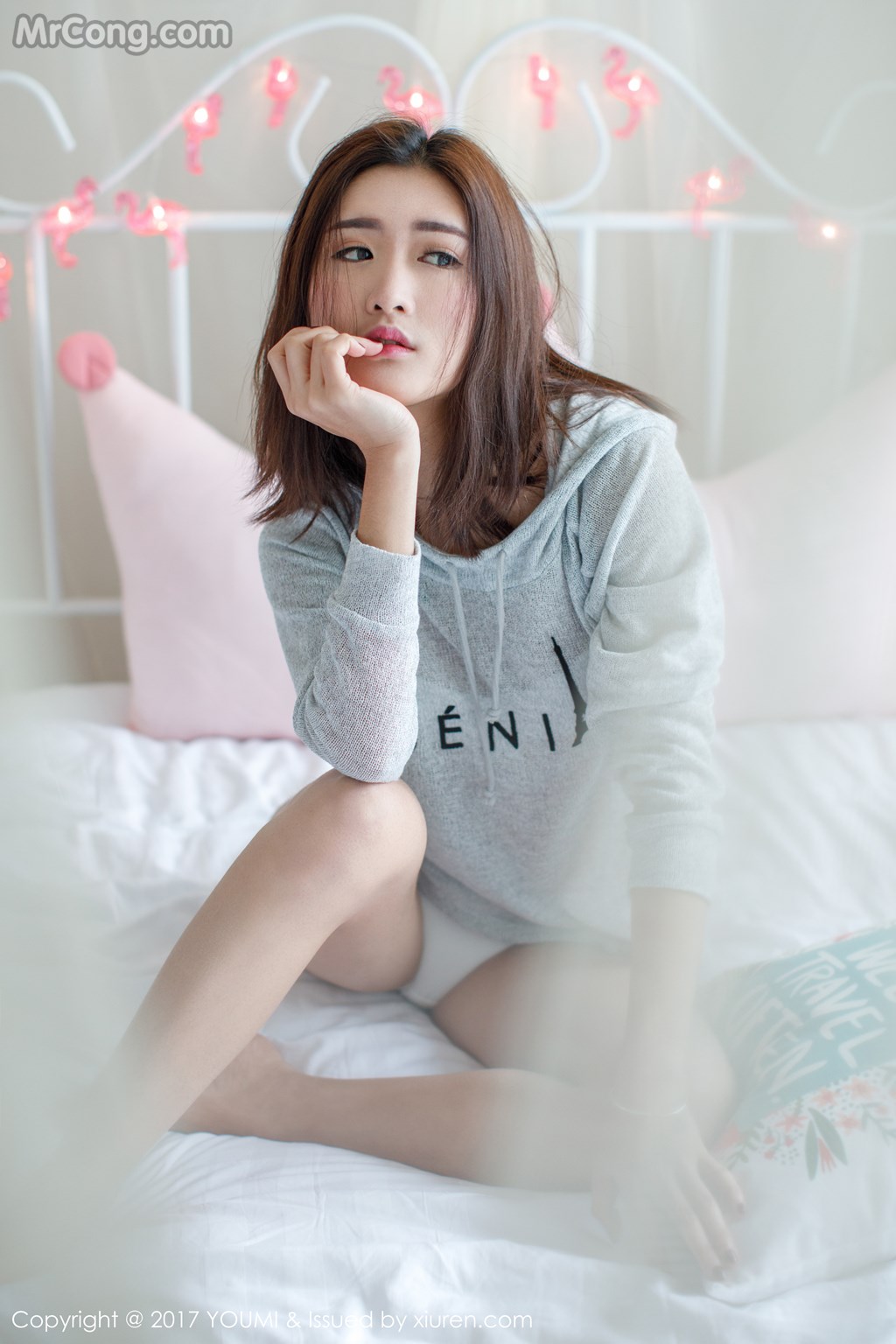 YouMi Vol.026: LIN (周琰琳) (50 images)