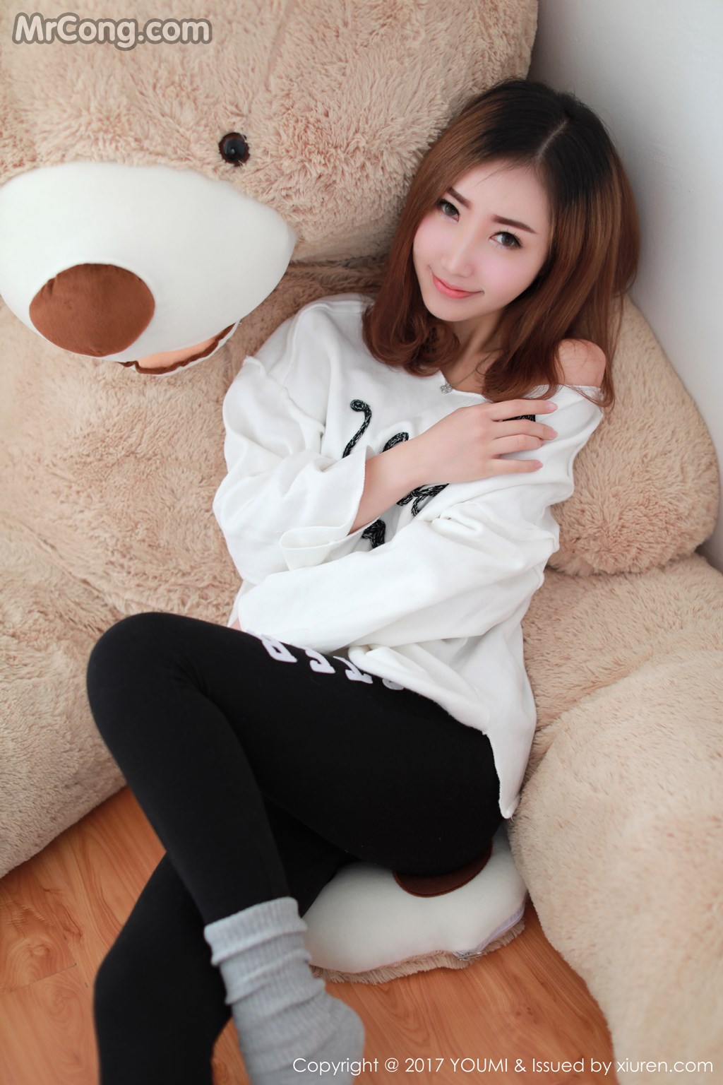 YouMi Vol.005: Yumi (尤美) (47 images)