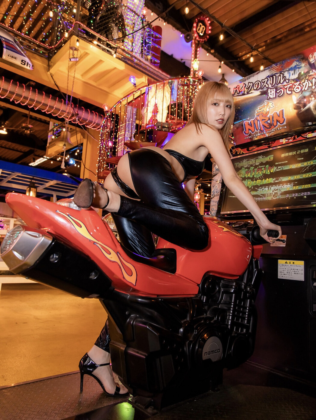 Mea Shimotsuki 霜月めあ, FLASHデジタル写真集 「Lady Player MEA」 Set.06 Cover Photo