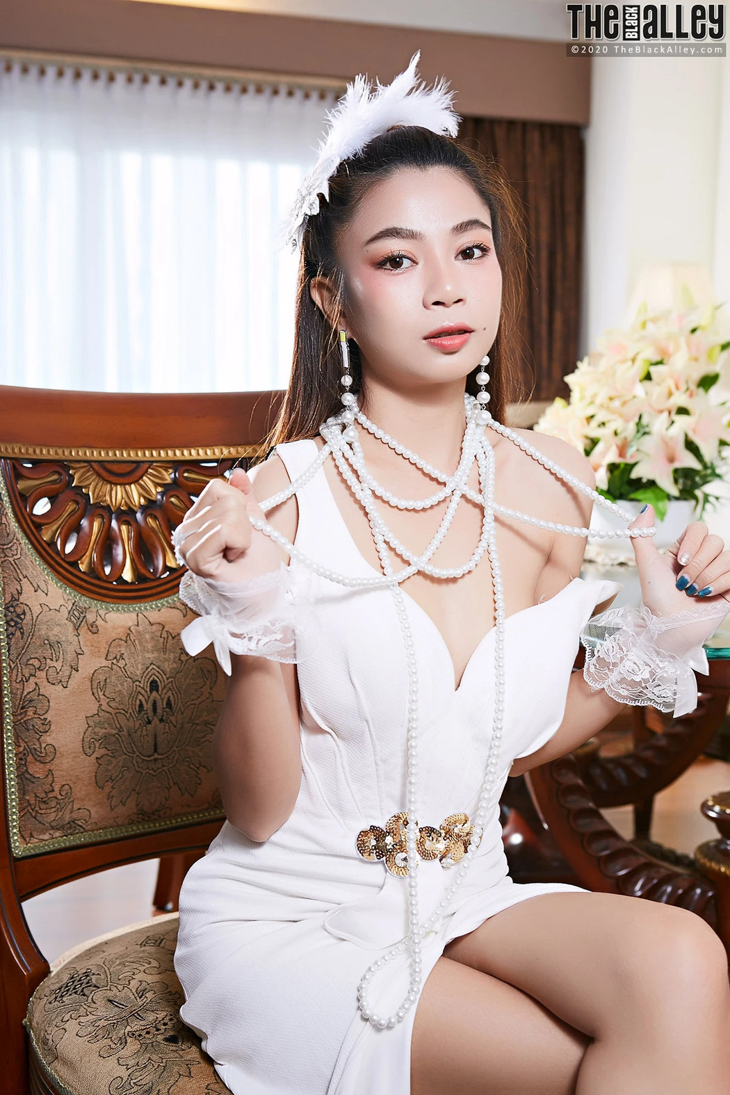 Juliet The Black Alley Photobook Set.26