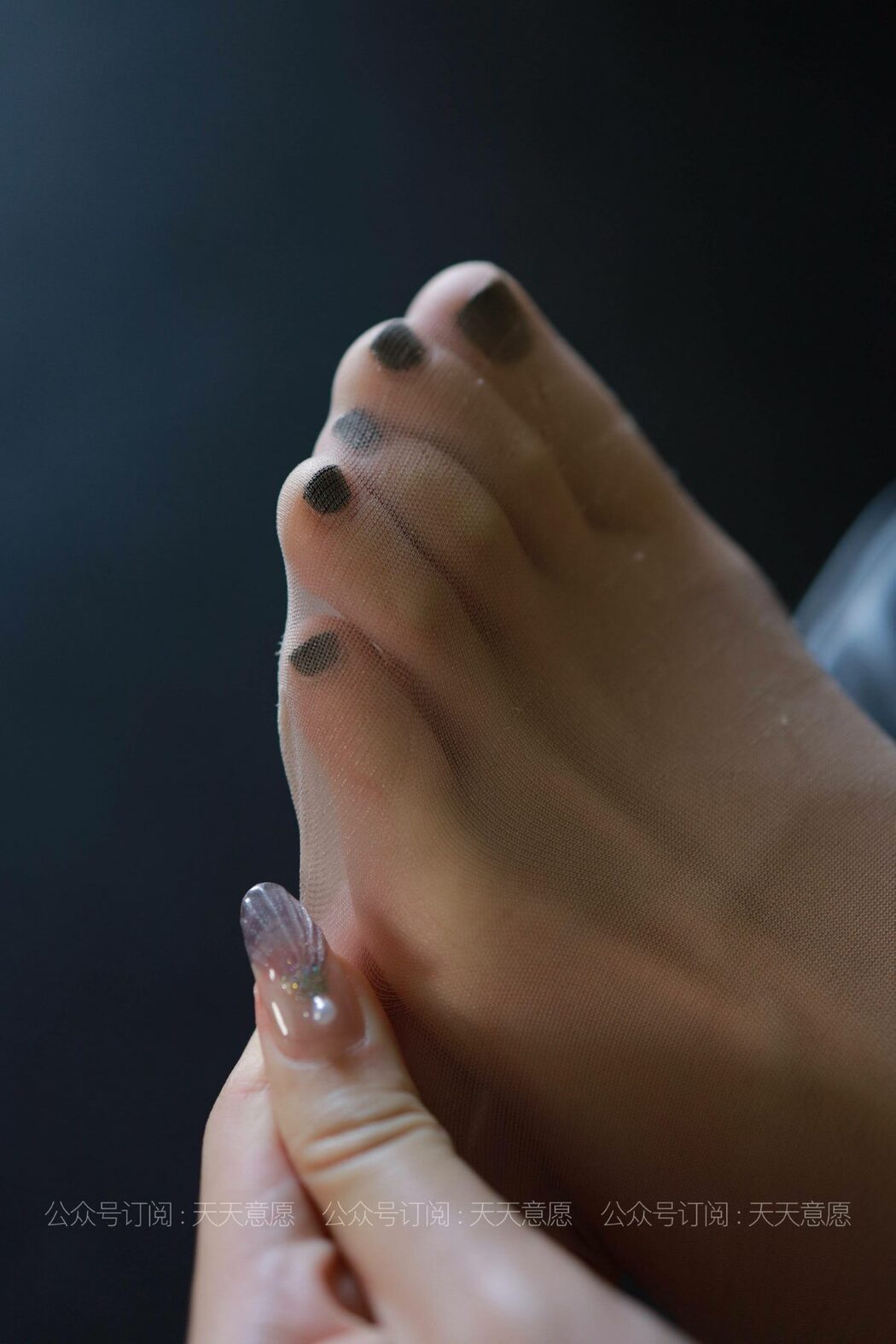 IESS异思趣向 No.841 Yi Yi