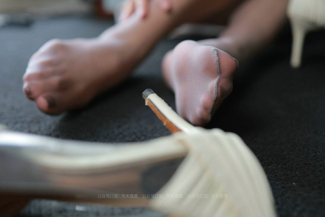 IESS异思趣向 No.819 Yu Xi