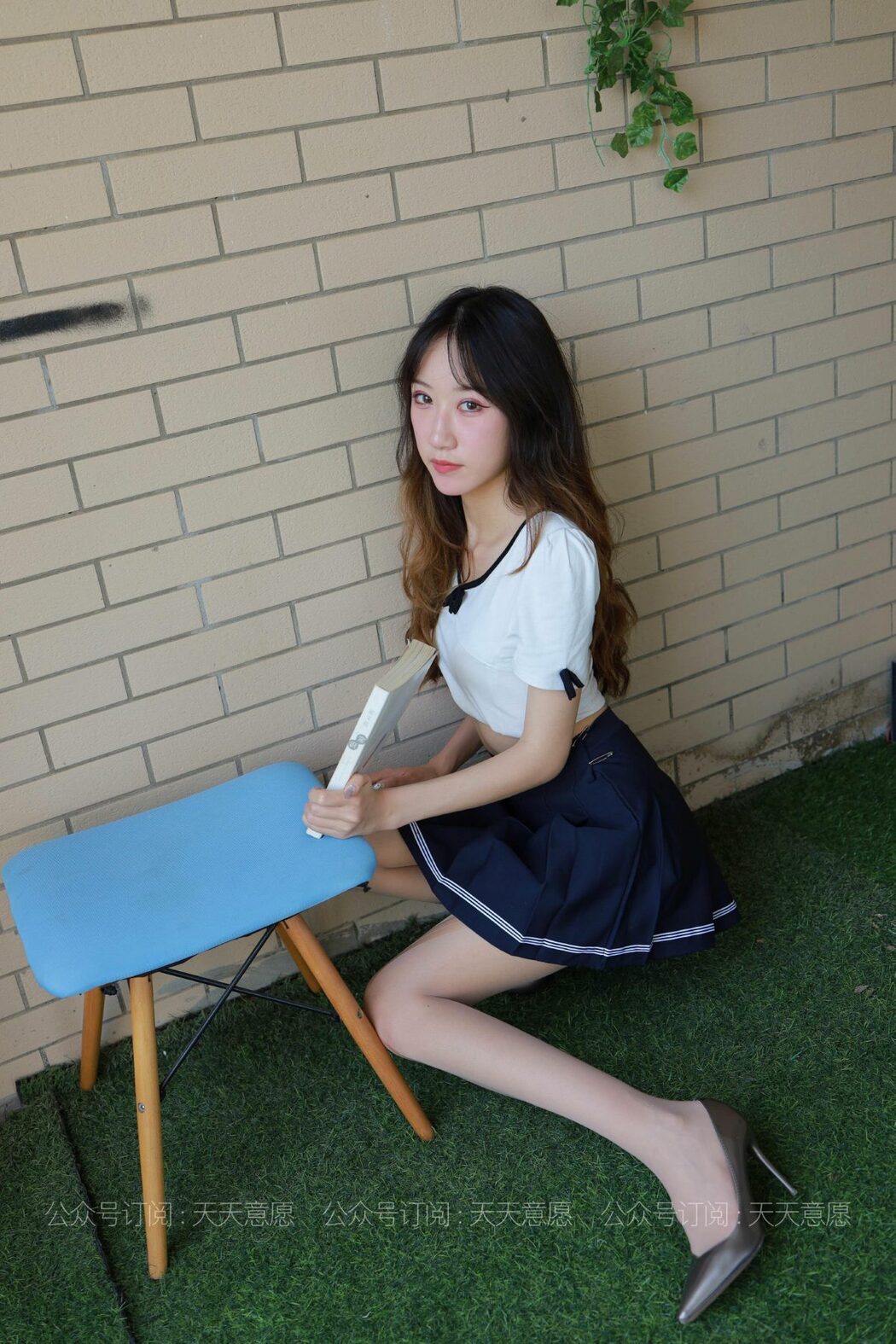 IESS异思趣向 No.823 Yi Yi