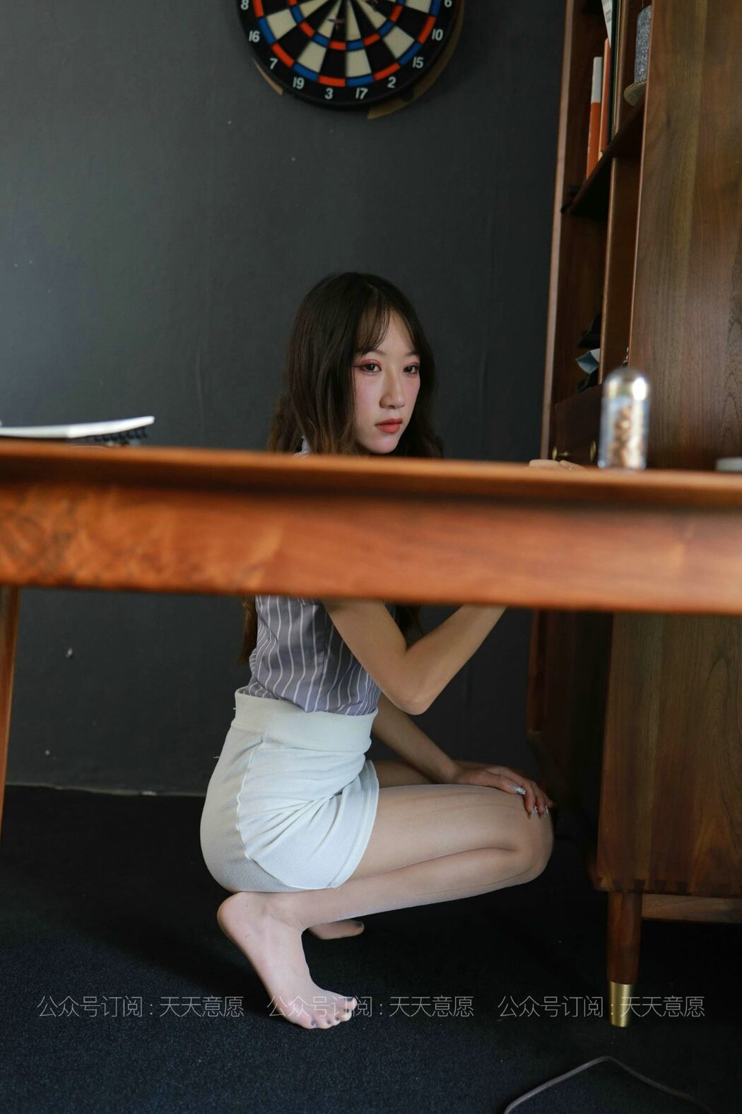 IESS异思趣向 No.829 Yi Yi