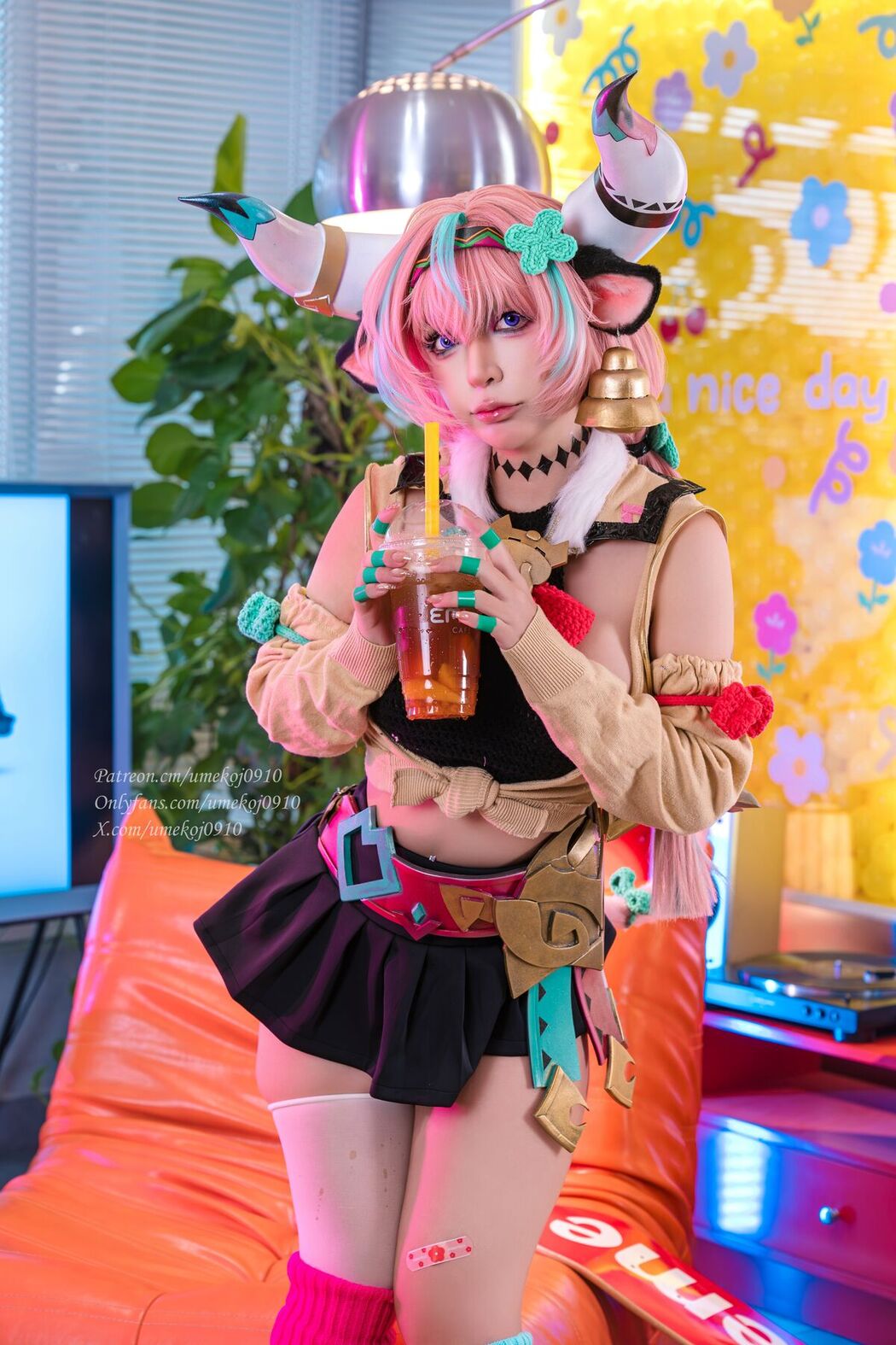 Coser@Umekoj – Varesa Part01 (60P – 12V)