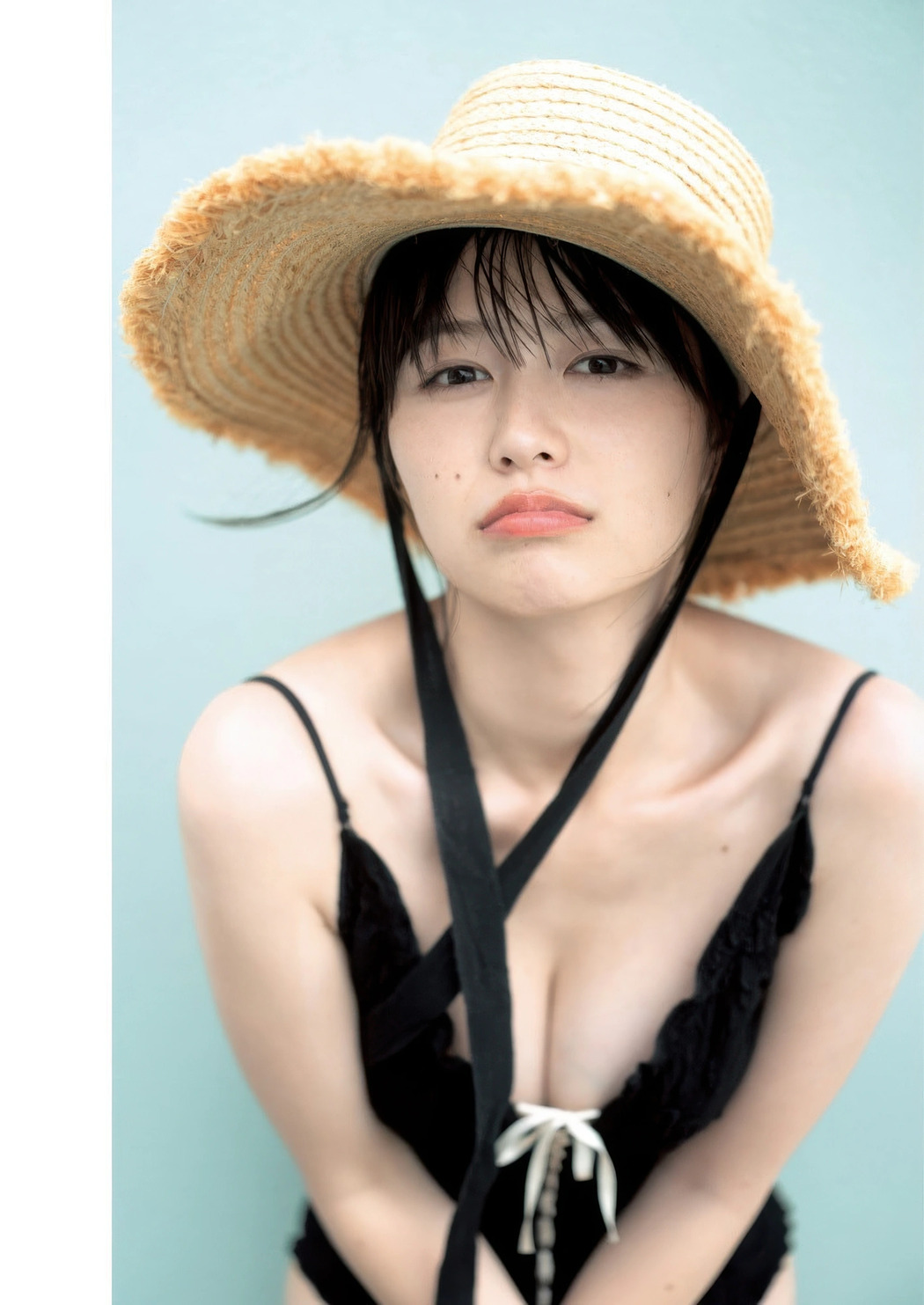 Yuzuha Saeki 冴木柚葉, Young Jump 2025 No.43 (ヤングジャンプ 2025年43号)