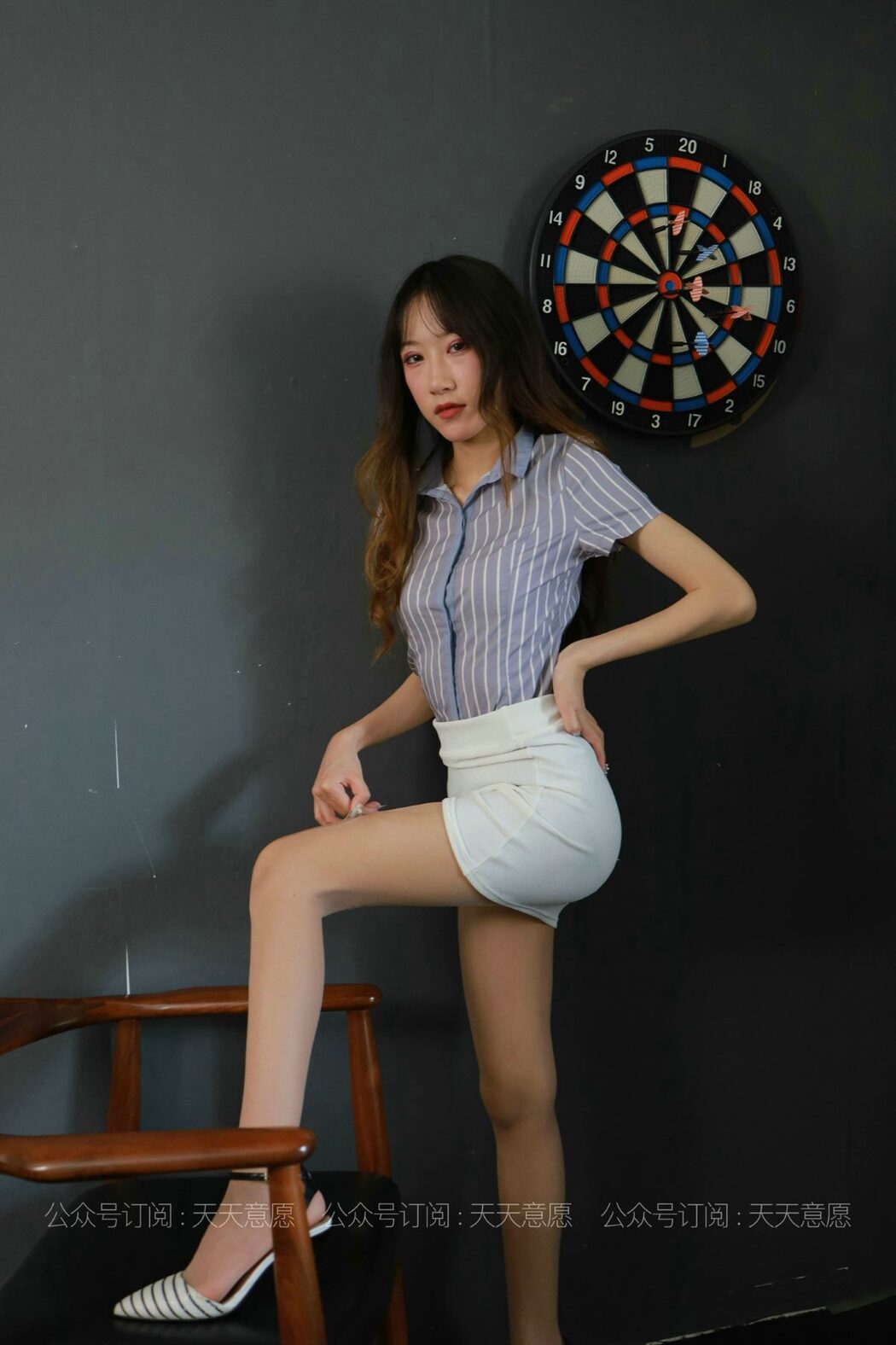 IESS异思趣向 No.829 Yi Yi