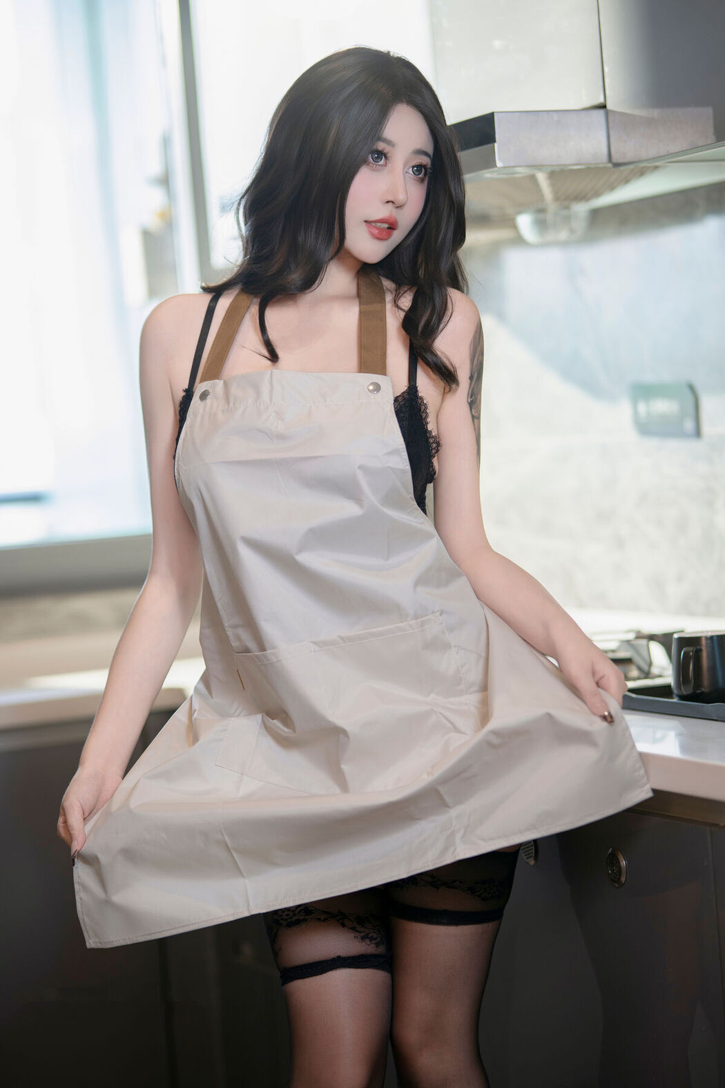 Coser@云溪溪 Yunx1x1 &#8211; 豹纹主妇 (81P)