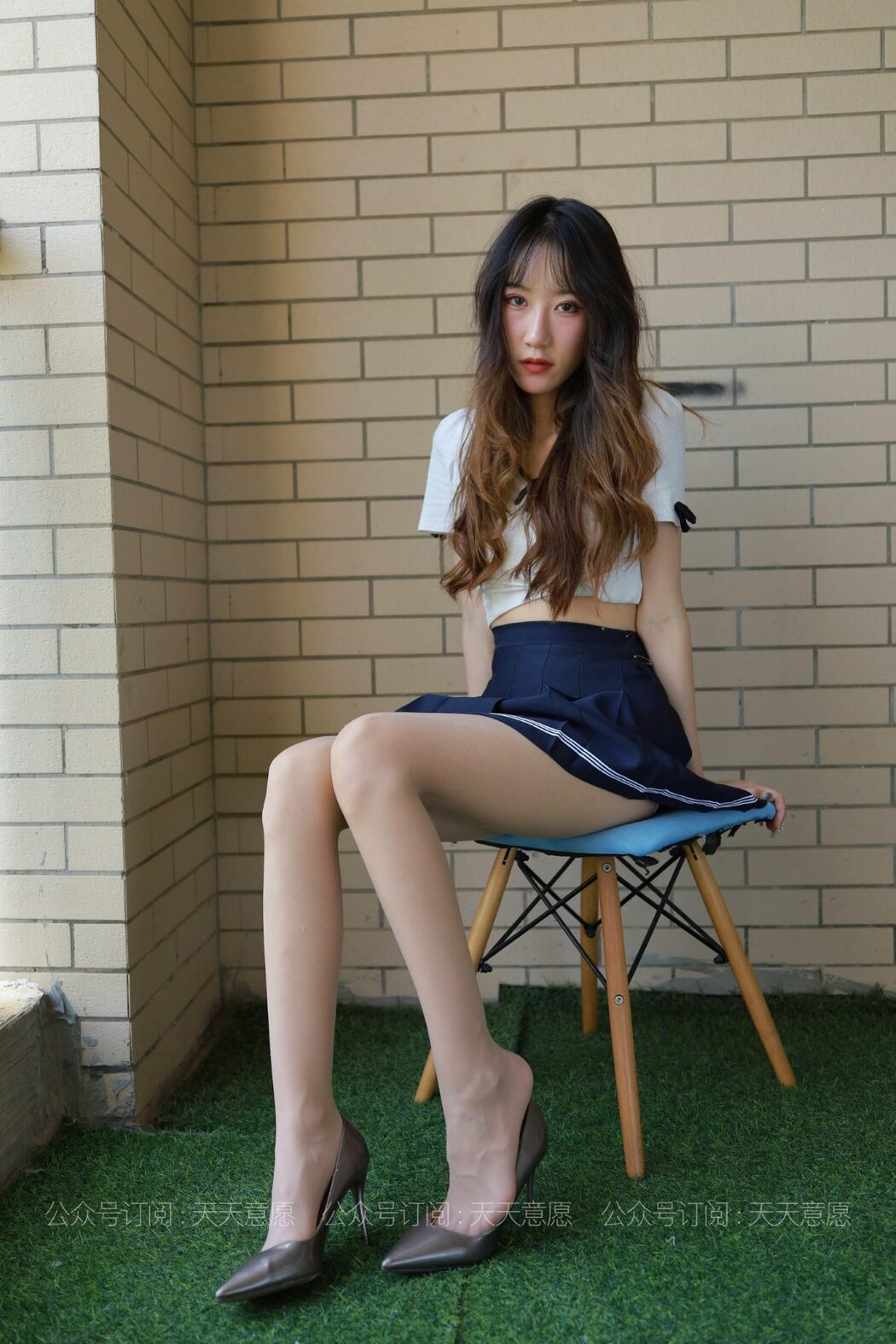 IESS异思趣向 No.823 Yi Yi