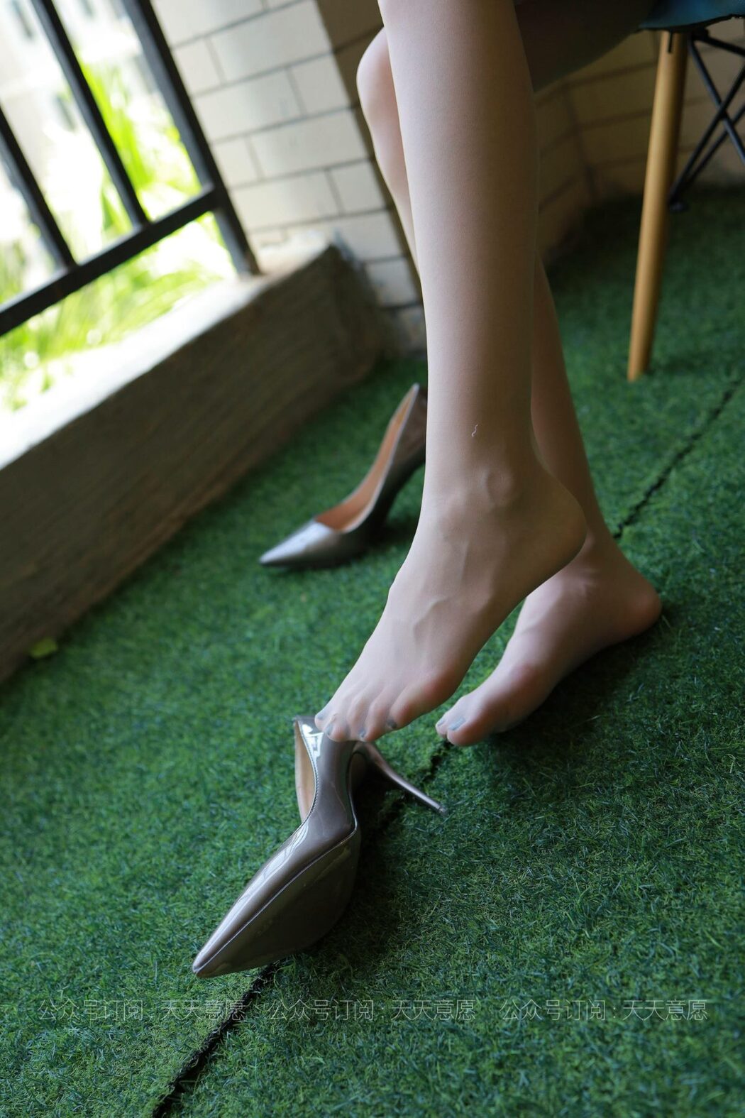 IESS异思趣向 No.823 Yi Yi