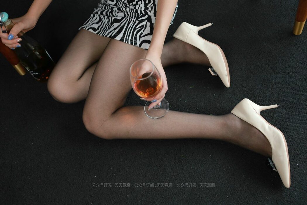 IESS异思趣向 No.856 Xi Gua