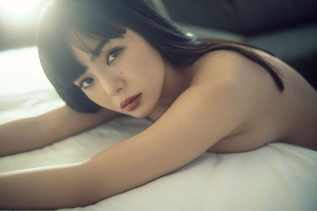 EIMI – Black Bra (82P)