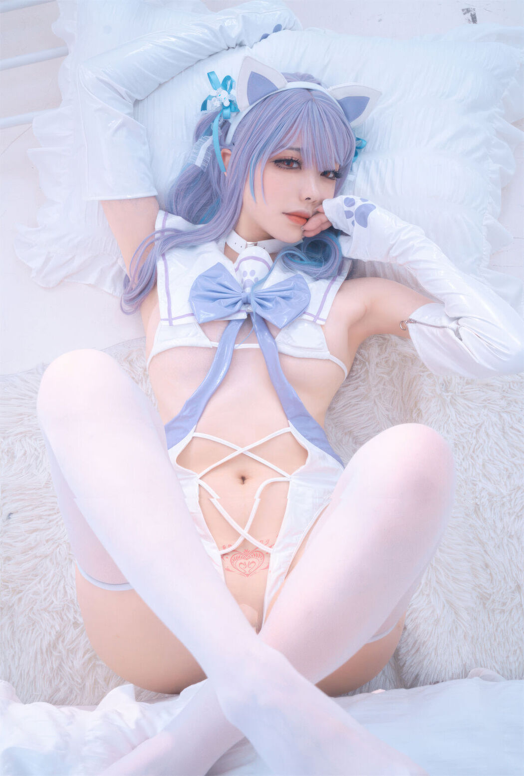 Coser@安食ajiki – 白猫猫 (48P)