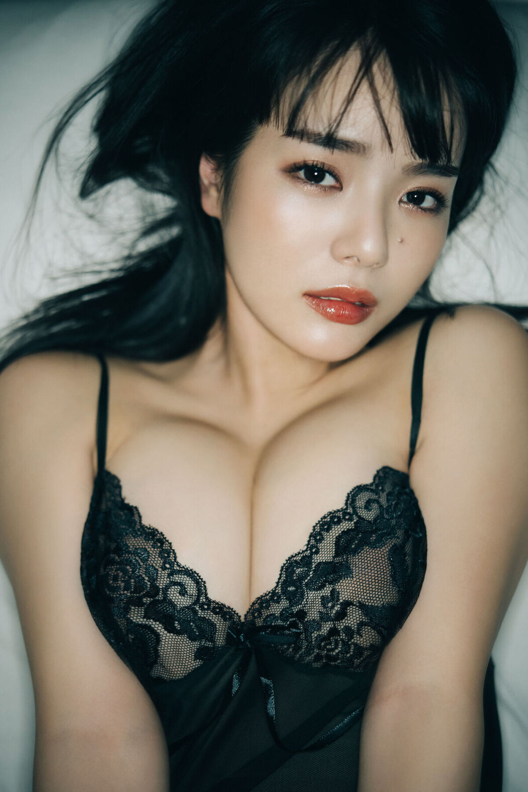 EIMI – Black Bra (82P)
