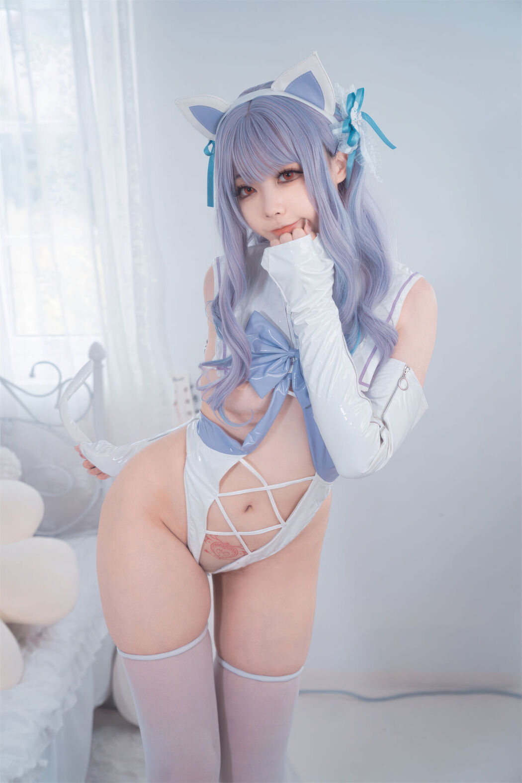 Coser@安食ajiki – 白猫猫 (48P)