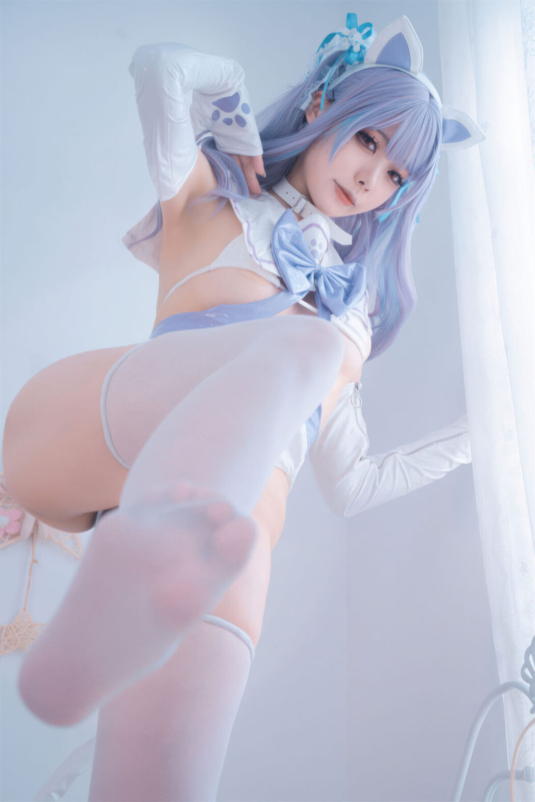 Coser@安食ajiki – 白猫猫 (48P)