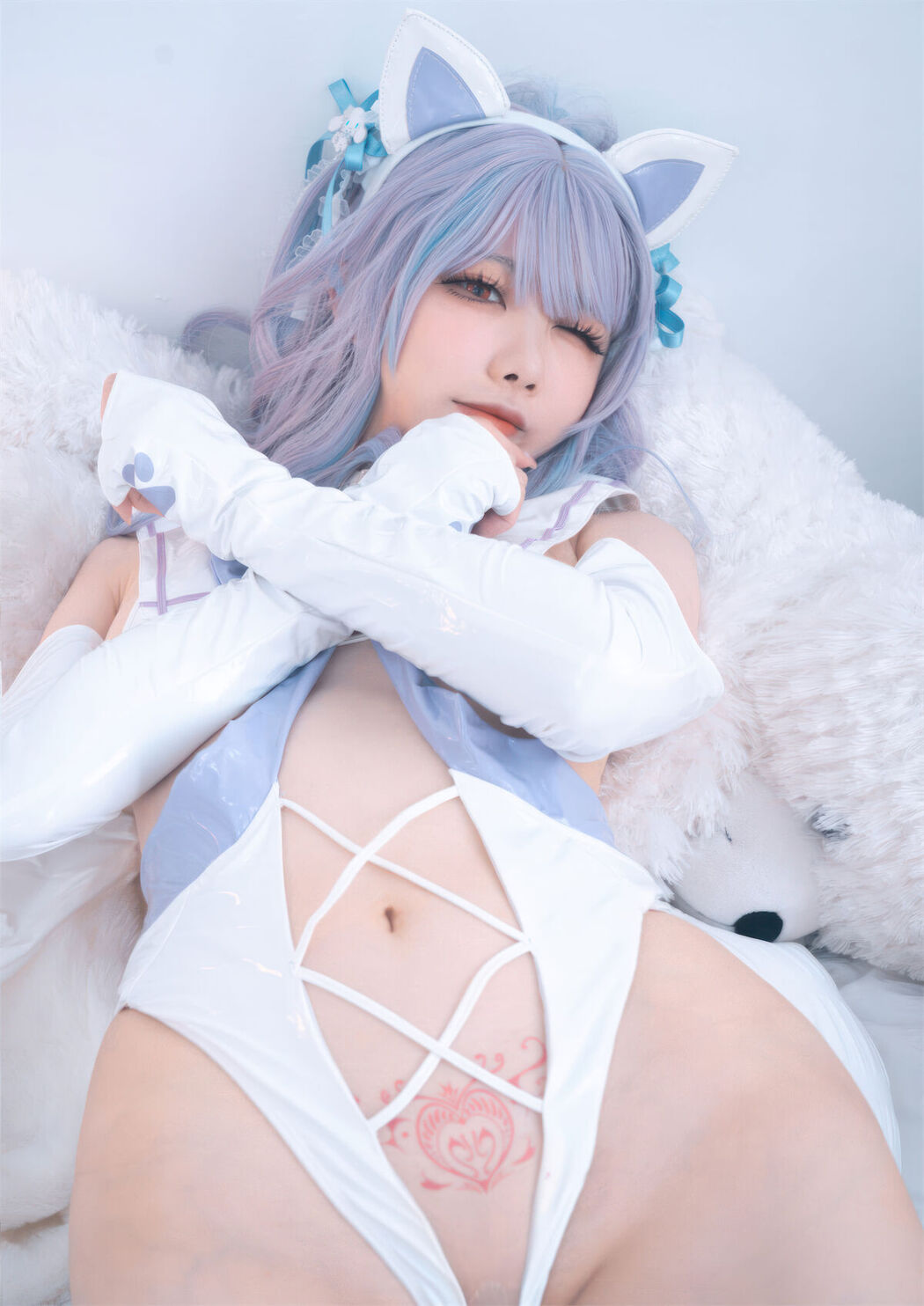 Coser@安食ajiki – 白猫猫 (48P)