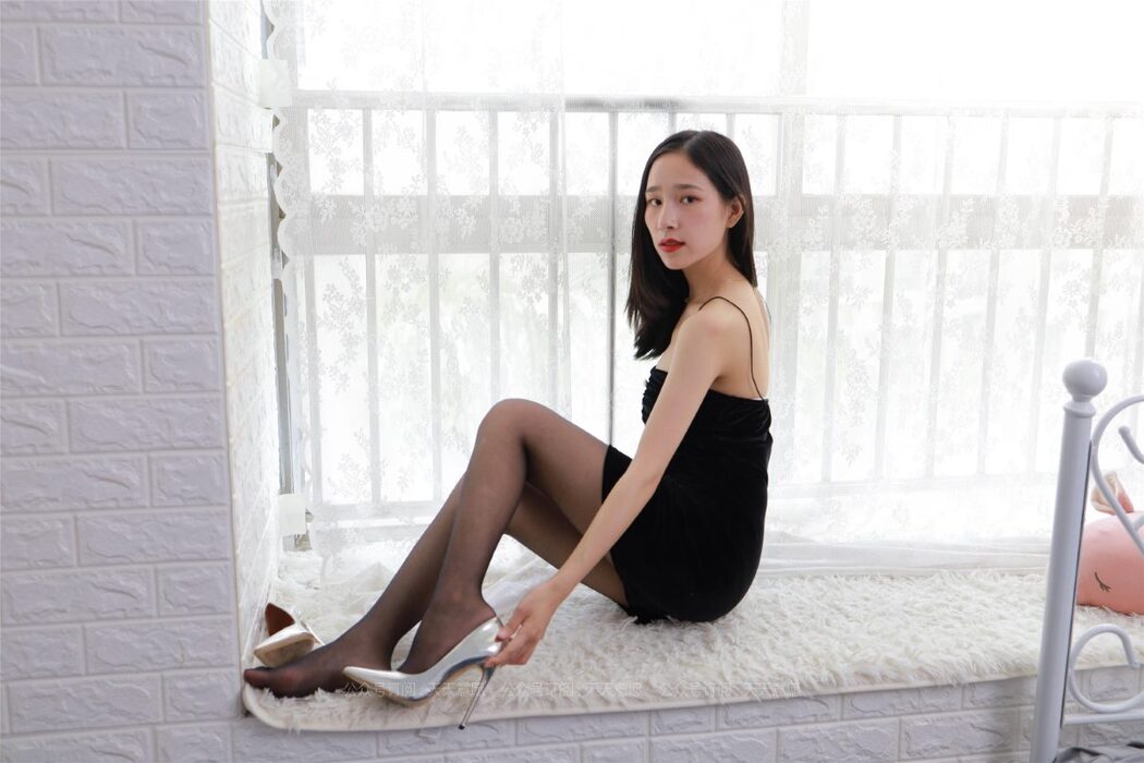 IESS异思趣向 No.884 Mei Ko