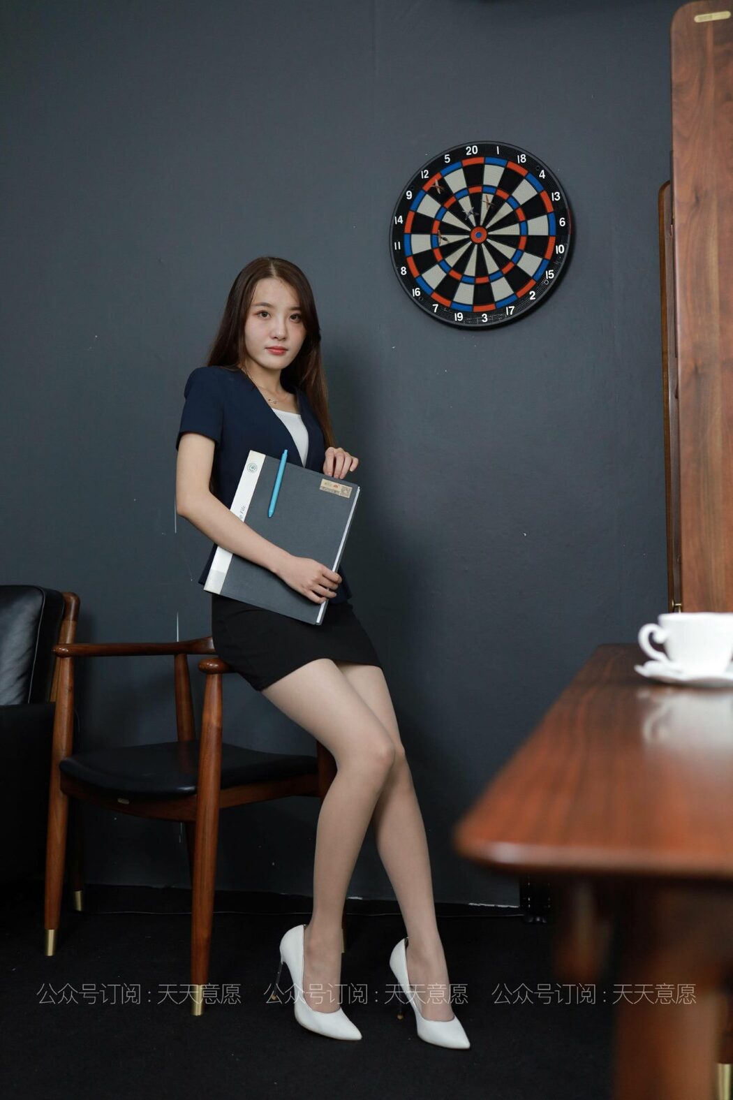 IESS异思趣向 No.886 Wan Ping