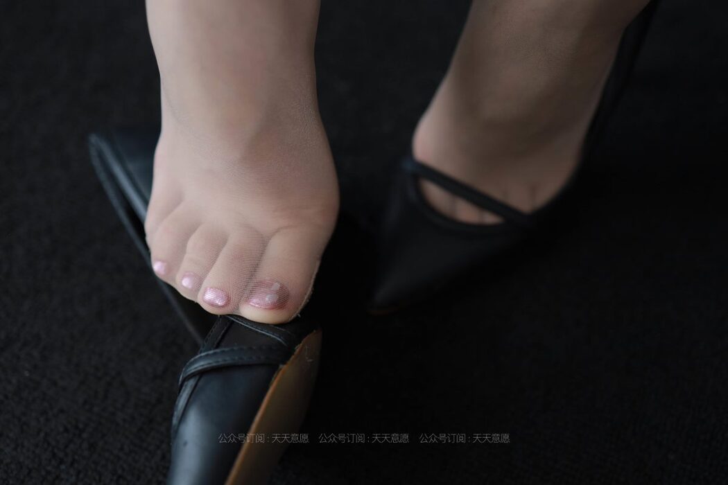 IESS异思趣向 No.880 Xiao Qi