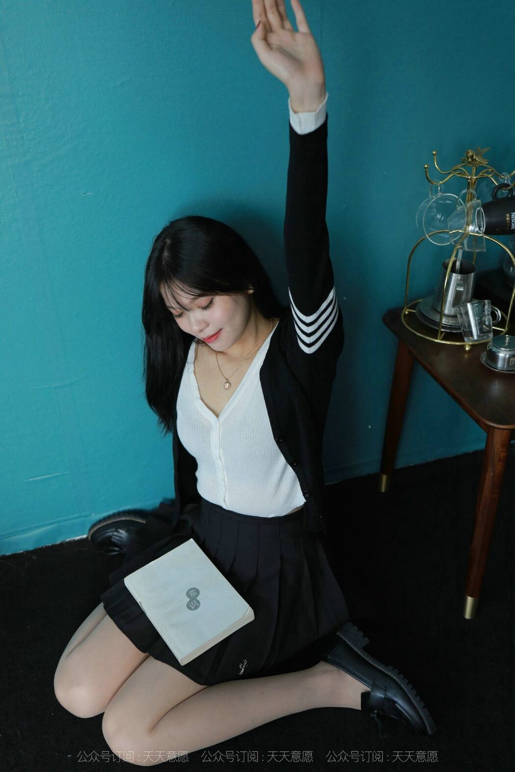 IESS异思趣向 No.904 Xiao Qi