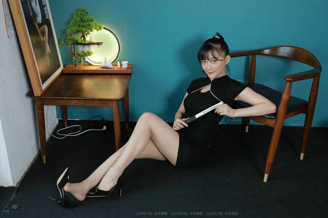 IESS异思趣向 No.932 Qiu Qiu